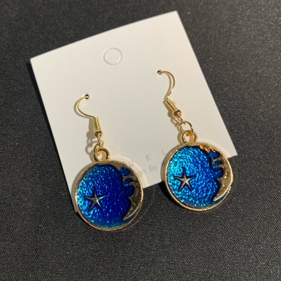✨ 2/$20 Celestial Goddess Moon Drop Earrings - Picture 3 of 9